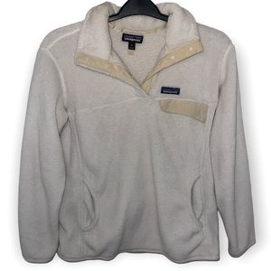 white patagonia pullover (XL)